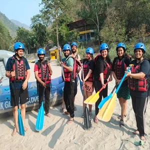 Complementry river rafting of 12 kms will be provided in our Kedarnath trip package